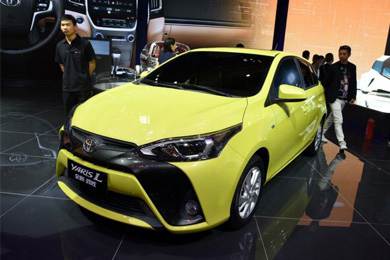 细节小改 曝新款YARiS L 致炫内饰谍照